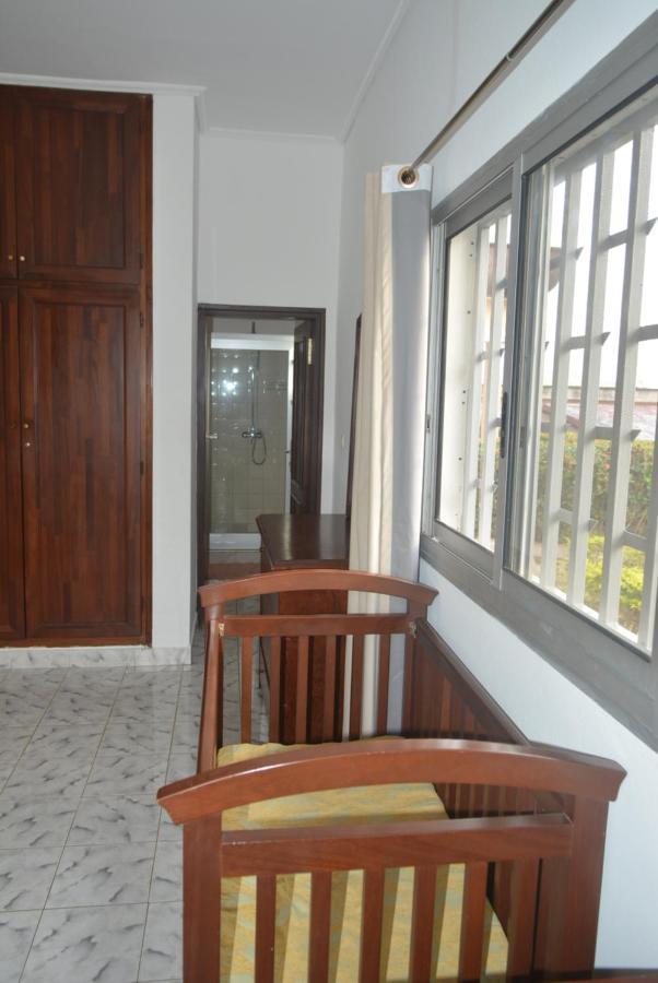 Villa Les 3 Oisillons Kribi Luaran gambar