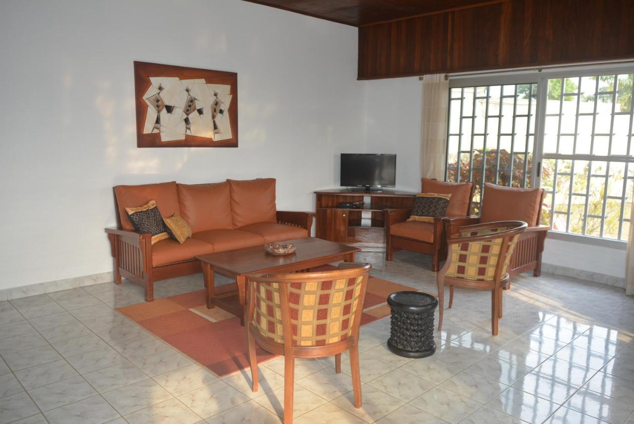 Villa Les 3 Oisillons Kribi Luaran gambar